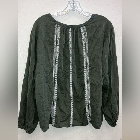 Old navy Army Green Boho Long Sleeve V-Neck Blouse with White Embroidery XL - Picture 2 of 2